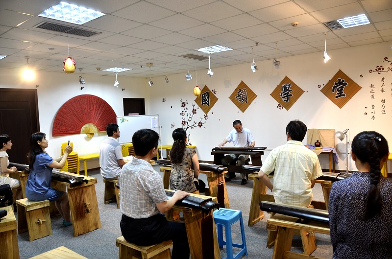 1515028101709838.jpg 20140628第一期古琴公益培训班.jpg