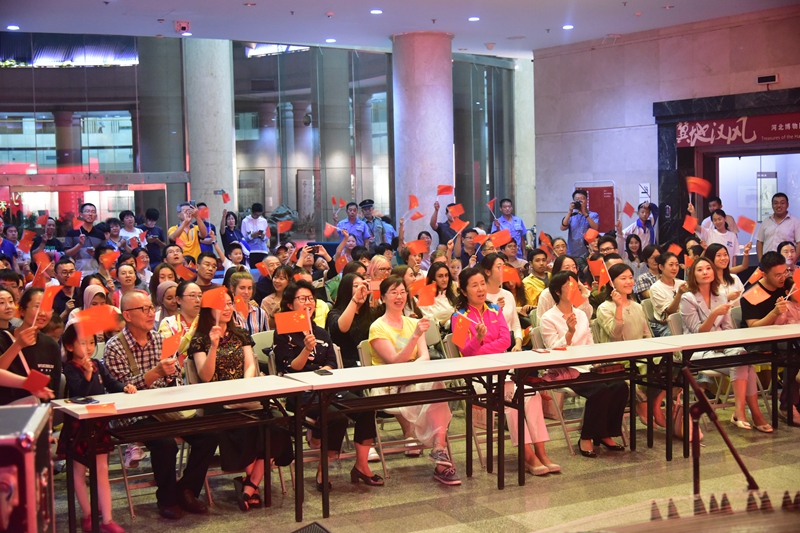 1586936103888370.jpg
开放夜场活动现场.JPG