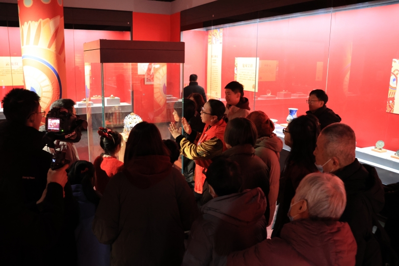 1708487292503783.jpg 大年初一 龙展志愿者线上线下导赏 (1).JPG