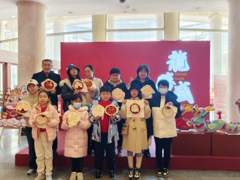 1708487378339960.jpg 大年初三 戳戳绣 (1).jpg