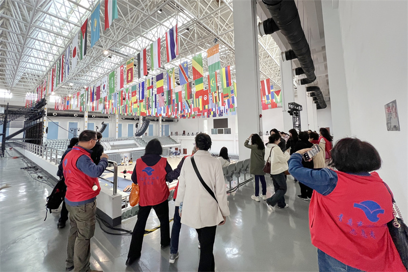 参观海军潜艇学院 (5).jpg