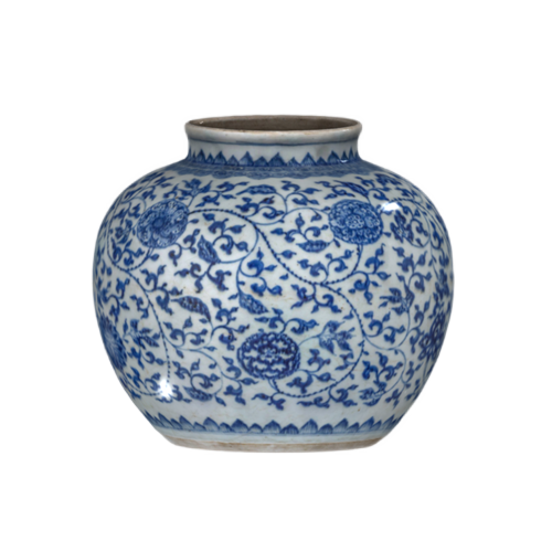 青花缠枝莲纹罐