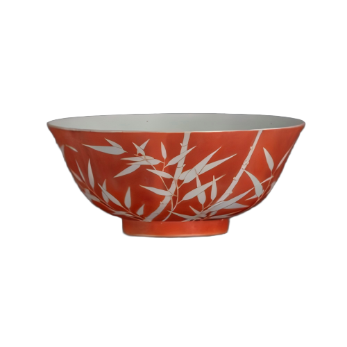 珊瑚红釉竹纹碗